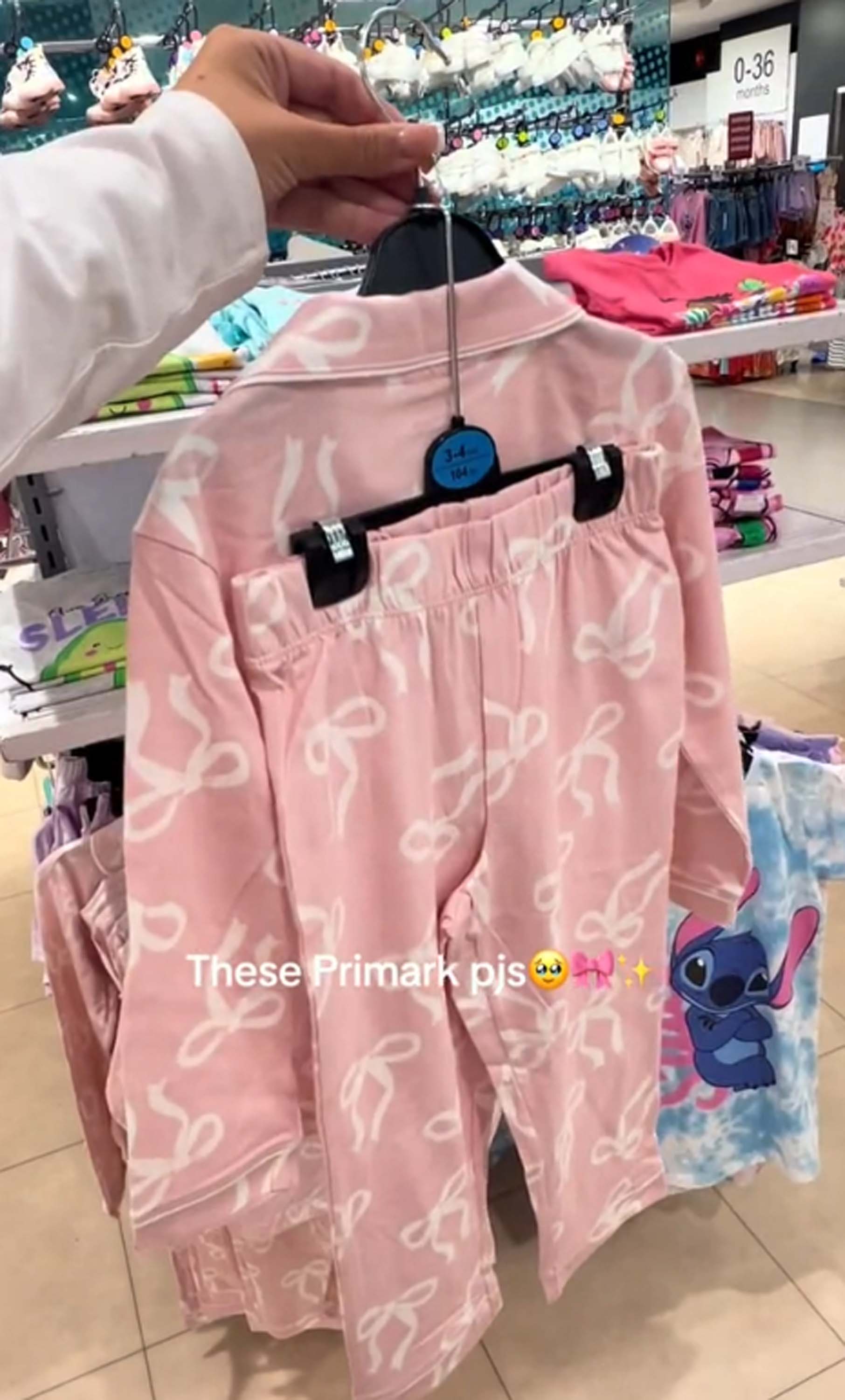 Buyers are annoyed that the pajamas are only available in children's sizes