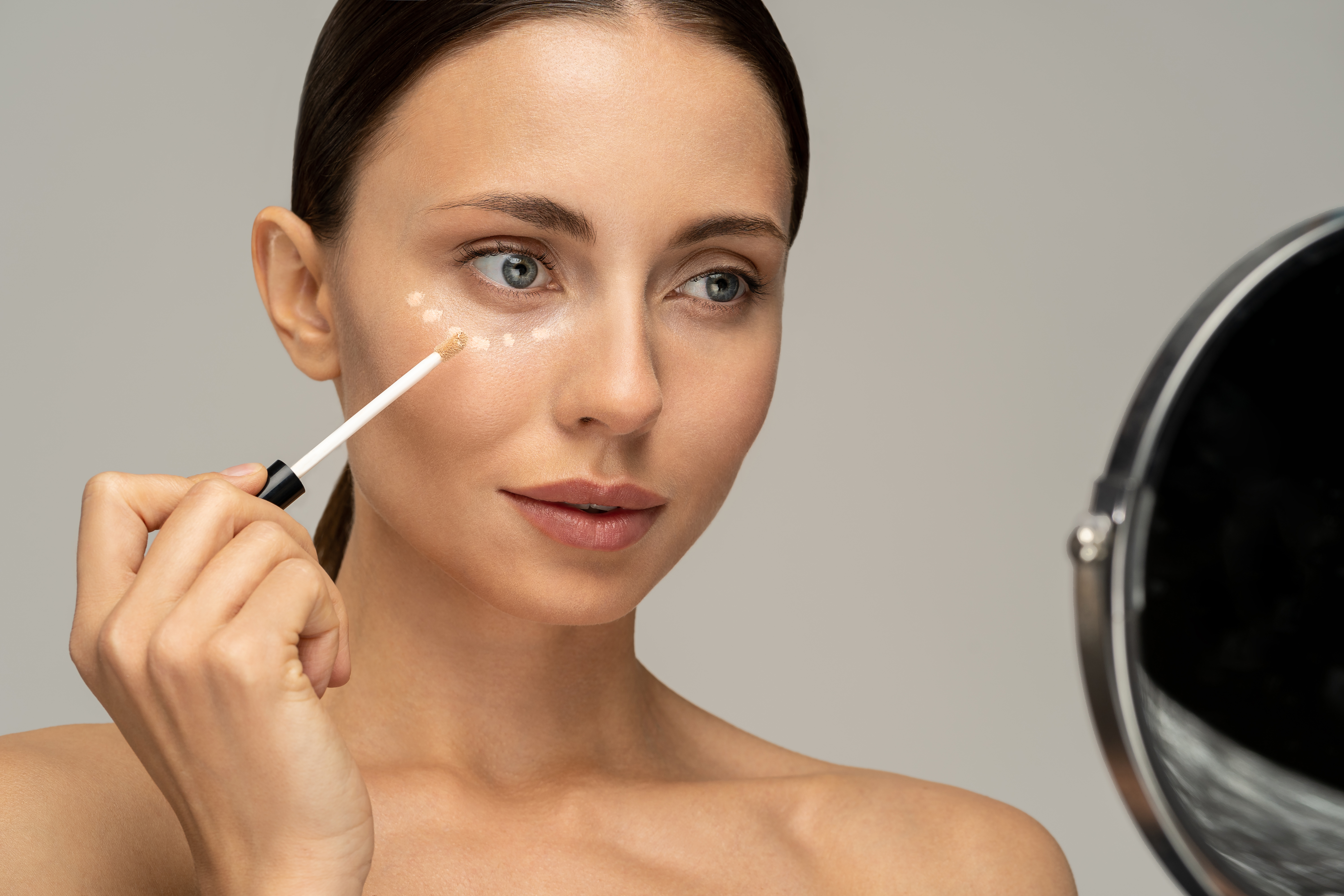 Beauty lovers are stunned by an affordable skin-correcting find they say conceals dark circles (stock image)