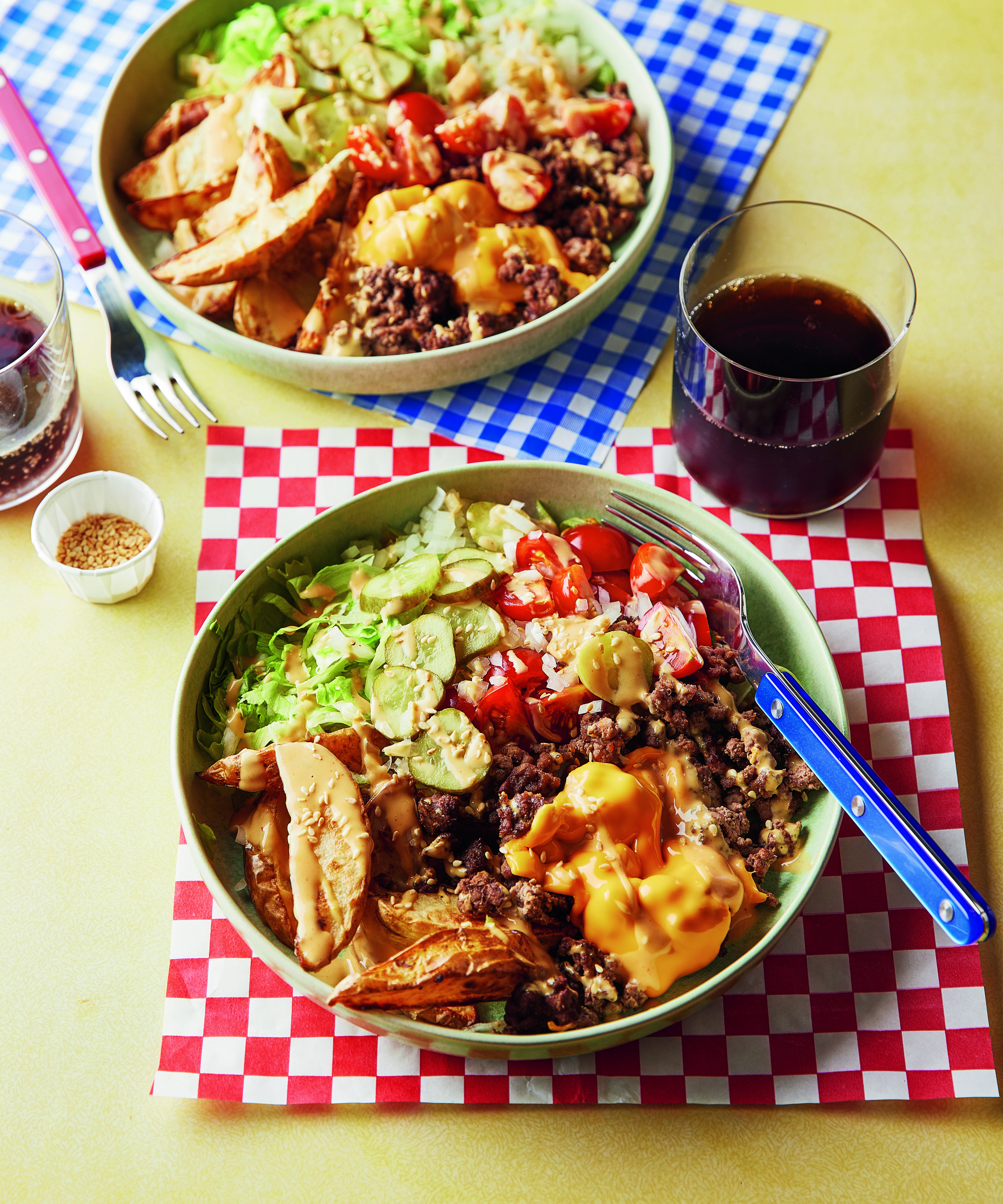 This burger bowl has all the ingredients of a burger, but without the bun