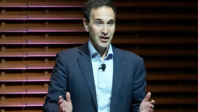 Jonathan Levin, dean of the Business School, is Stanford’s new president