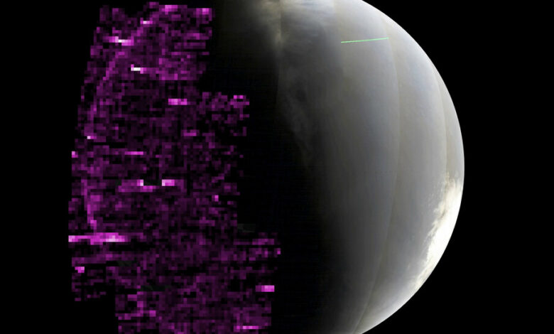 Mars was cooked by a recent solar storm