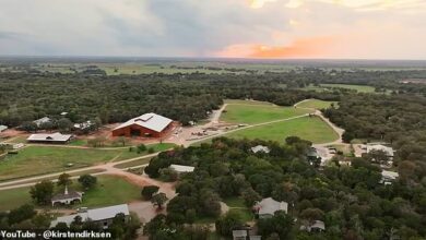 Within the Christian community in Texas, the community has been likened to the Amish in its pursuit of “peaceful coexistence with the land” – where residents come together after becoming disillusioned with city life