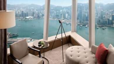 My night in the clouds at the Ritz-Carlton Hong Kong – it is the tallest hotel in the world and offers breathtaking views from a height of 1600 feet