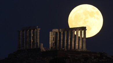 Incredible photos show the once-in-18-years ‘lunar standstill’ event coinciding with the Full Strawberry Moon