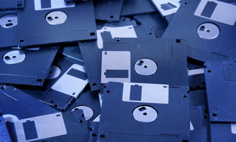 Japan finally phases out floppy disks