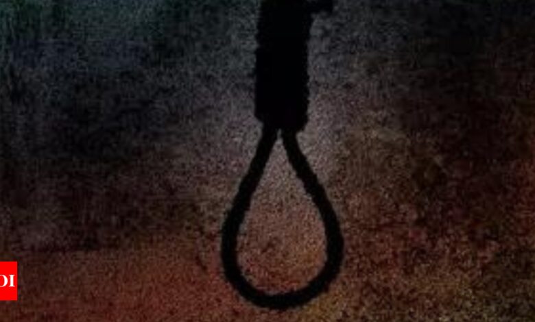 557 farmers died by suicide in Maharashtra in first 6 months of 2024: state government report – Times of India