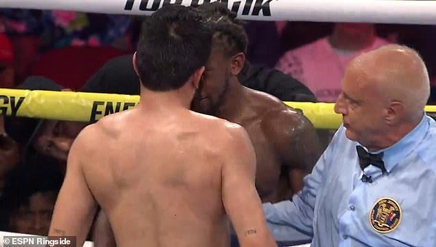 Shocking Moment Boxing Referee Is Punched In The Face During Keyshawn Davis-Miguel Madueno Fight