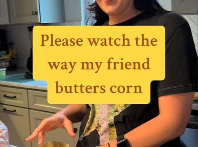 Internet Divided After Woman Reveals Her Unusual Method for Spreading Butter on Corn