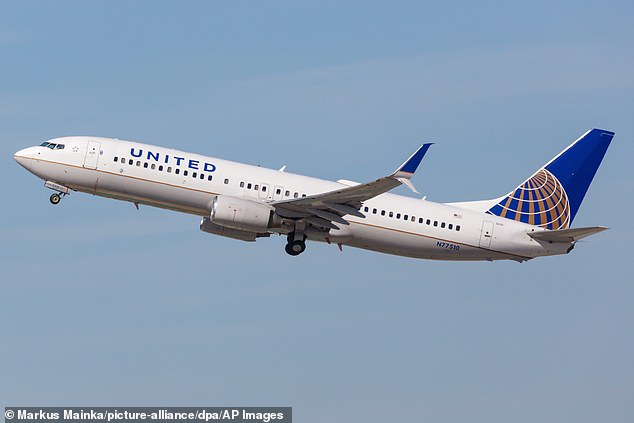 Horror: United Airlines flight diverted mid-air due to passenger’s disgusting act