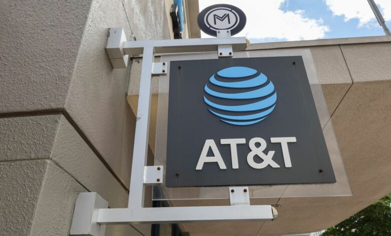 AT&T apparently paid a hacker a lot of money to erase stolen phone data