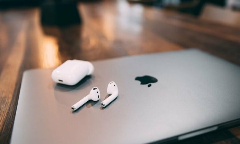 Apple could soon launch AirPods with cameras: Ming-Chi Kuo