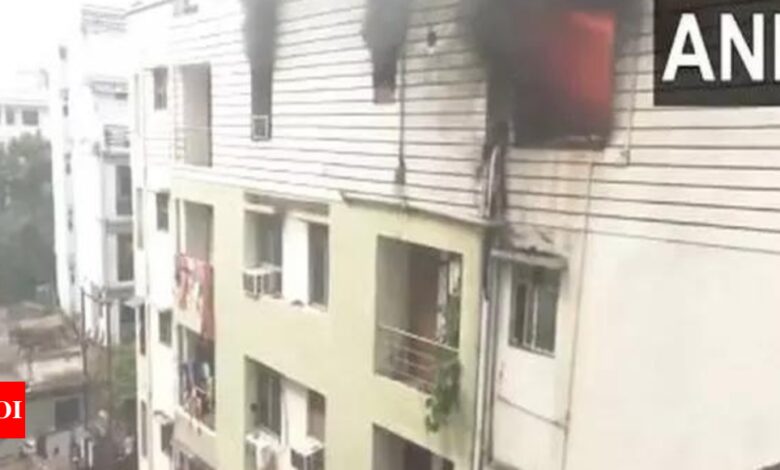 Fire breaks out in apartment on Boring Road in Patna | India News – Times of India