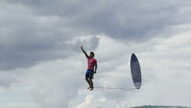 Gabriel Medina celebrates highest Olympic surfing score in style