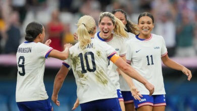 USWNT 2 Australia 1: Korbin Albert helps U.S. head to Olympic quarterfinal undefeated