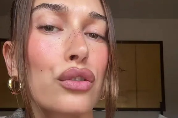 Hailey Bieber Fans Reveal The Secret To Her Perfectly Plump Pout