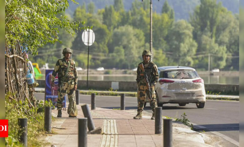 J&K: Top Army officers review security amid rise in terror attacks | India News – Times of India