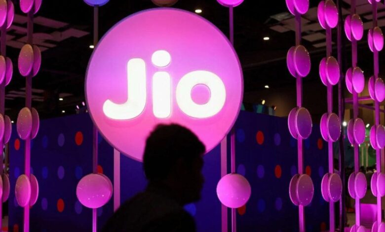 Jio increases prices of prepaid plans with free Netflix subscription