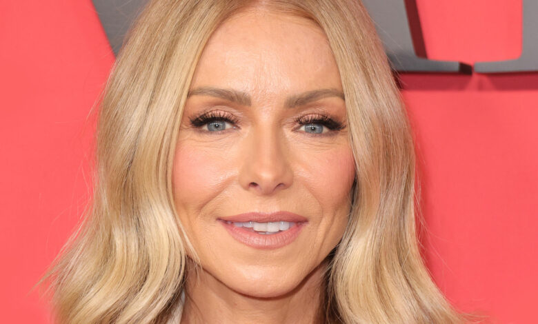 Kelly Ripa’s lips have ‘changed dramatically’ despite refusing fillers, expert says