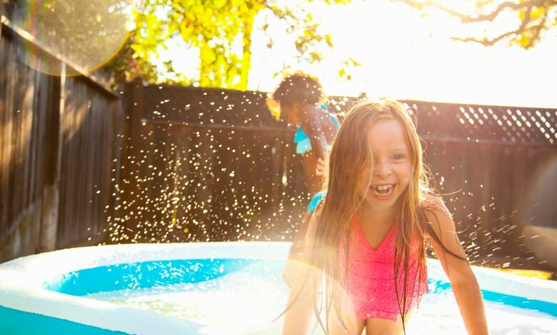 ‘Rude’ mother complains about neighbour’s children screaming in garden ‘too early’