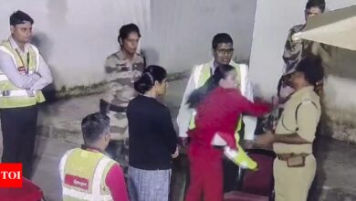 ‘Seva-paani ka mauka do’: SpiceJet staff who slapped CISF personnel alleges ‘sexual harassment’ | India News – Times of India