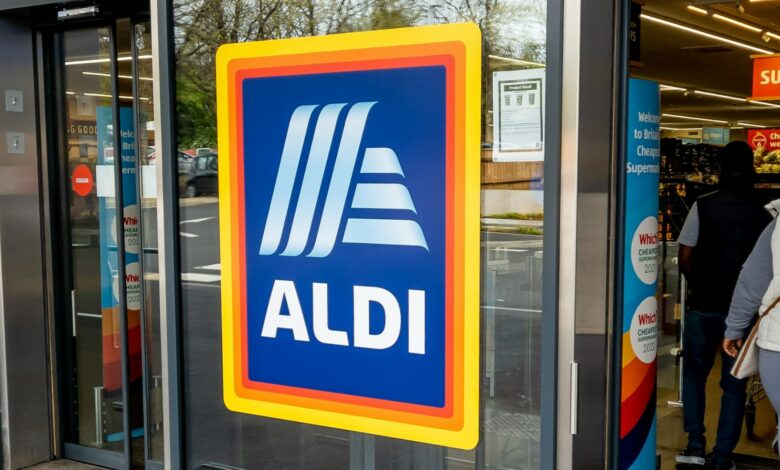 Shoppers rush to Aldi for ‘absolute bargain’ that will brighten up your garden