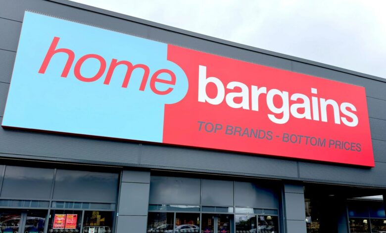 Shoppers rush to Home Bargains to grab a 35p purchase that will keep you cool this summer