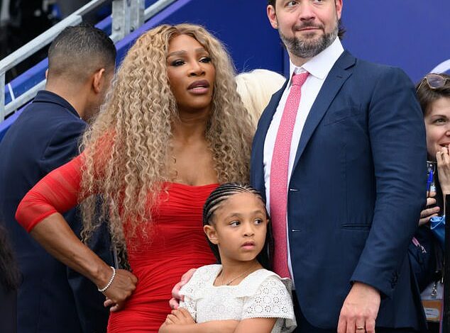 Paris restaurant hits back at Serena Williams after she claimed a five-star restaurant turned her and her children away despite it being completely empty