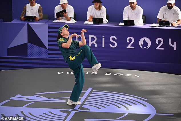 Rachael Gunn: Angry Australian Olympic coach Anna Meares blames criticism of breakdancer Raygun on SEXISM after her shocking performance in Paris