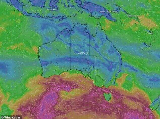 Weather in Sydney, Brisbane, Melbourne: dangerous winds and summer temperatures