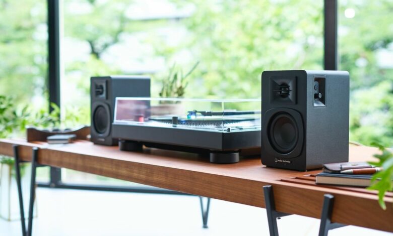 Audio-Technica’s budget active bookshelf speakers seem like the perfect buy for new vinyl fans