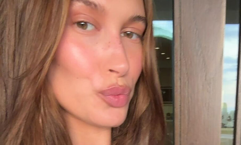 Hailey Bieber Gets Her Glow With a  Contour Stick That’s Also a Self-Tanner