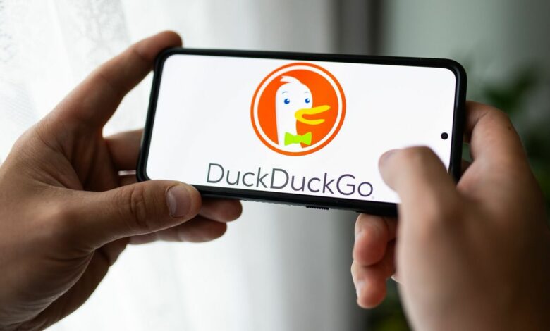 Indonesia Bans DuckDuckGo – Free VPN Apps Are Next Target