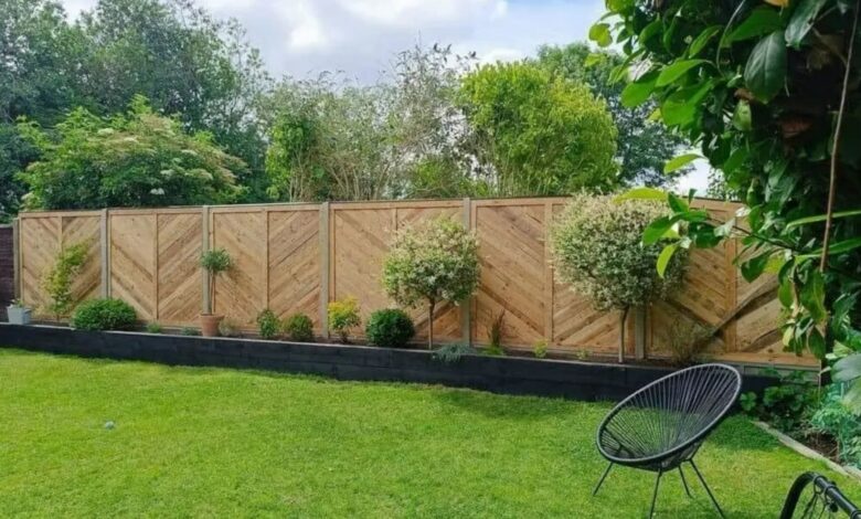 My husband made a new privacy fence cheaply and people say it’s a work of art