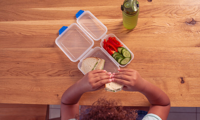 My school lunch trick keeps my kids’ food warm for hours after I pack it