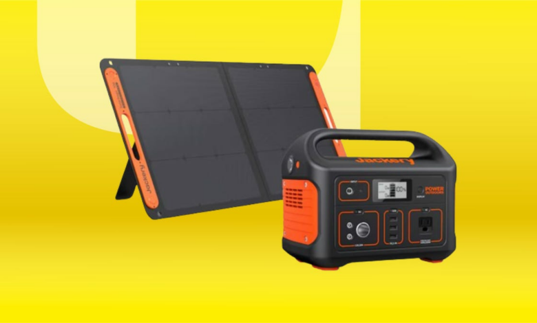 Save 0 on this Jackery 550 Solar Generator and Panel at Lowe’s for a limited time