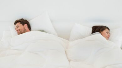 Save your relationship and your sleep with the Scandinavian sleeping method