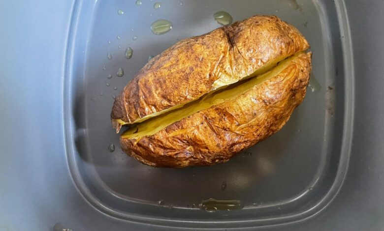 This 12-Minute Method for Making Baked Potatoes Is the Best I’ve Ever Tried