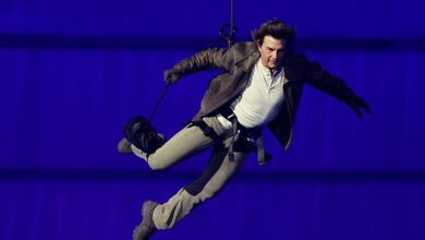 Wat HEEFT Tom Cruise met zijn gezicht gedaan? Terwijl de Olympische verschijning nieuwe speculaties aanwakkert dat de 62-jarige een cosmetische ingreep heeft ondergaan, lichten topchirurgen het deksel op van de ingreep die hij mogelijk heeft ondergaan