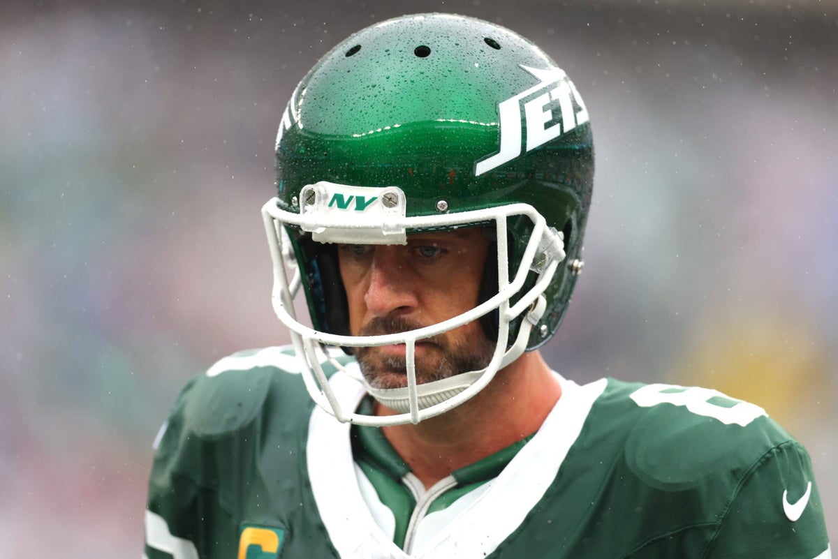 Is Aaron Rodgers too good for the Jets?