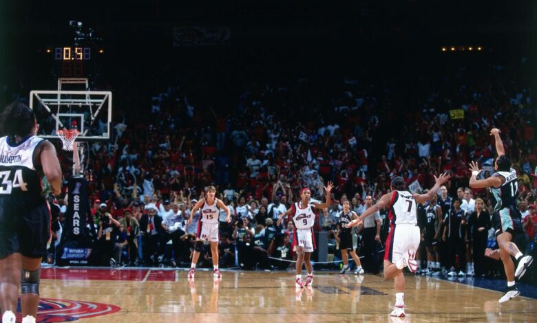 Teresa Weatherspoon Hit ‘The Shot’ 25 Years Ago. But the Iconic WNBA Moment Is Hard for Her to Relive