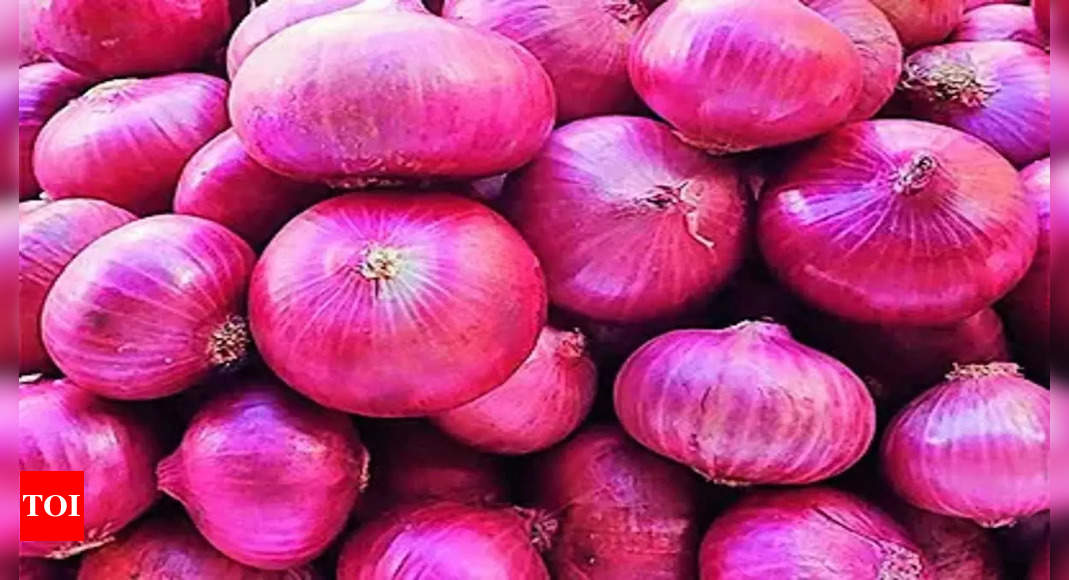 Govt scraps minimum export price for onions | India News – Times of India