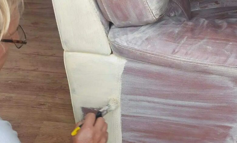 I wanted to give my couch a new color… so I gave it a lick of paint