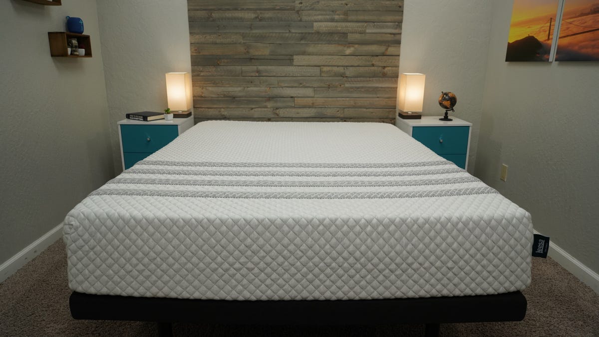 Leesa Sapira Hybrid Mattress Review: A Comfy Combination of Coils and Foam