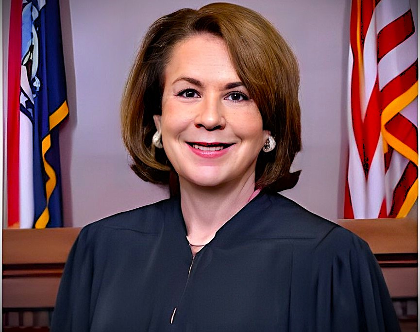 Mary Rhodes Russell (Chief Justice of the Missouri Supreme Court)