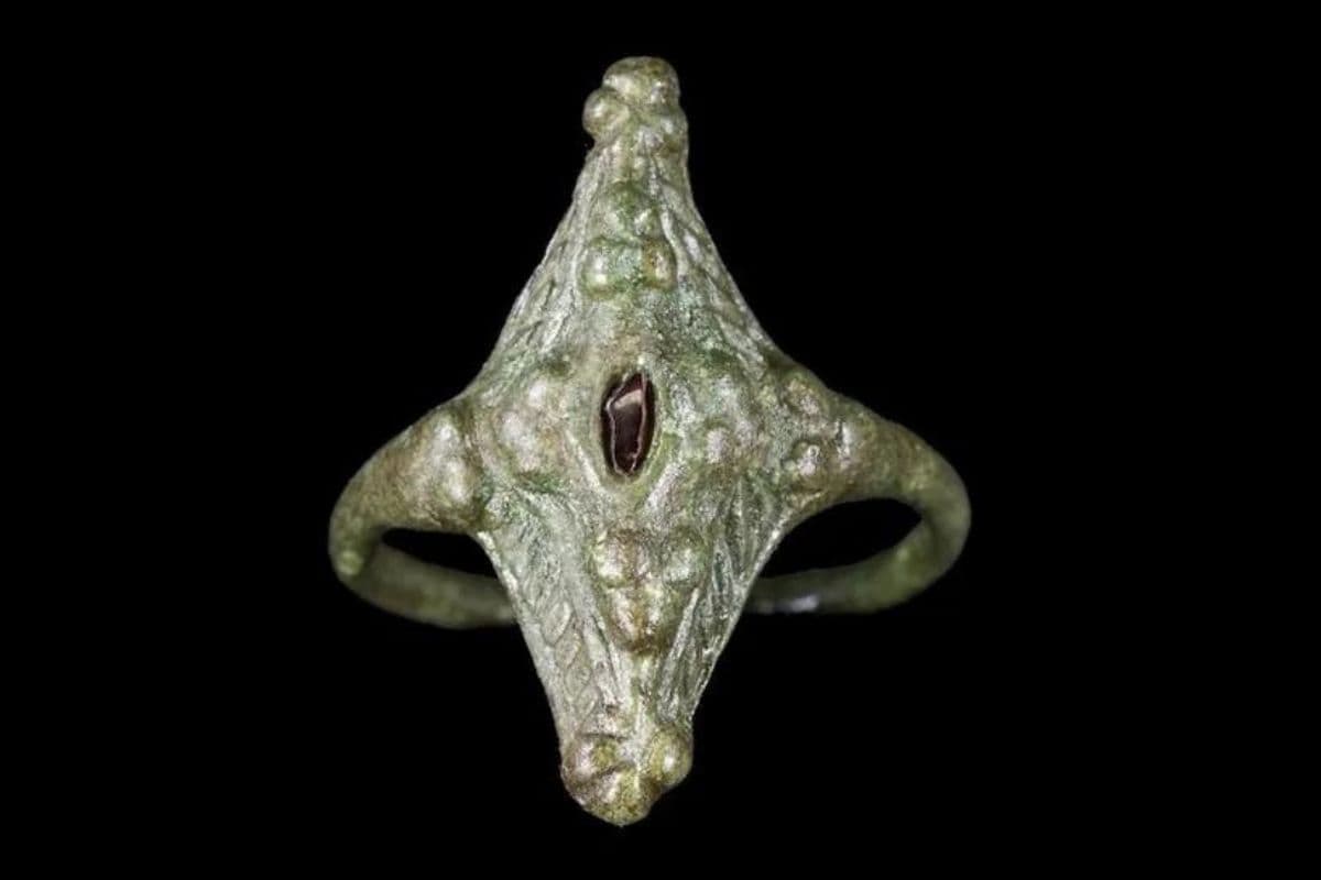 Rare ring of ‘painted people’ discovered in Scotland