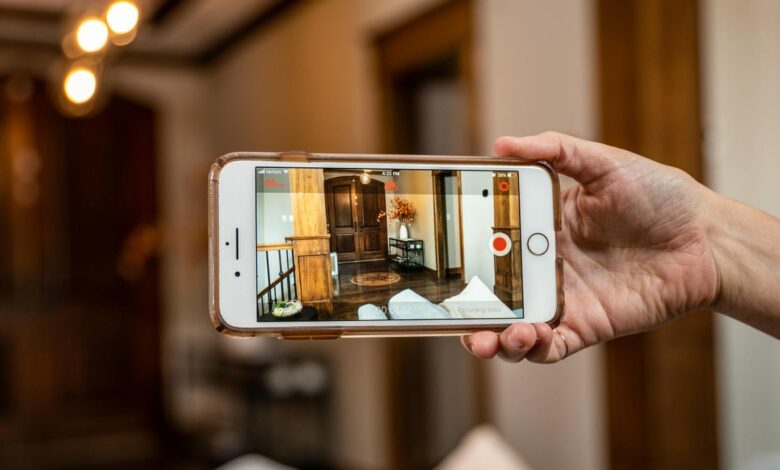 Use Your Old Smartphone as a Free Home Security Camera: How to Do It