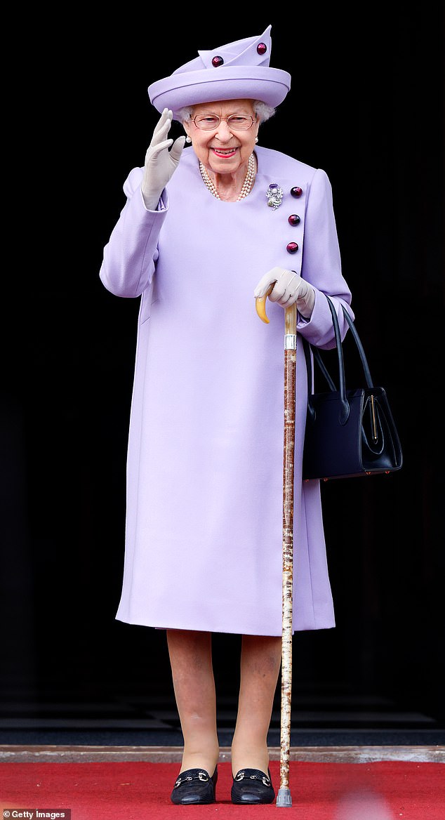 Queen Elizabeth’s pastel tradition lives on: how Kate Middleton, Princess Eugenie and Sophie embraced her style – and it’s on trend for the new season