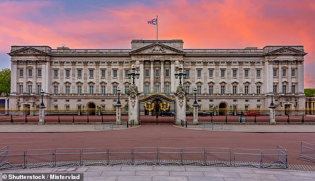 From Buckingham Palace to Blackpool Tower and the Shambles in York: the 30 most beautiful buildings in Great Britain ranked. Is YOUR favorite on the list?