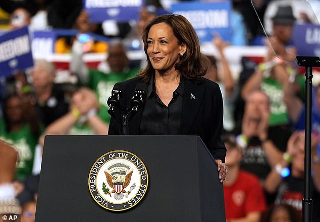 ‘SNL Officially Turns on Kamala’: Social Media Goes into Overdrive as Late-Night Show ‘Drunk’ DESTROYS Harris