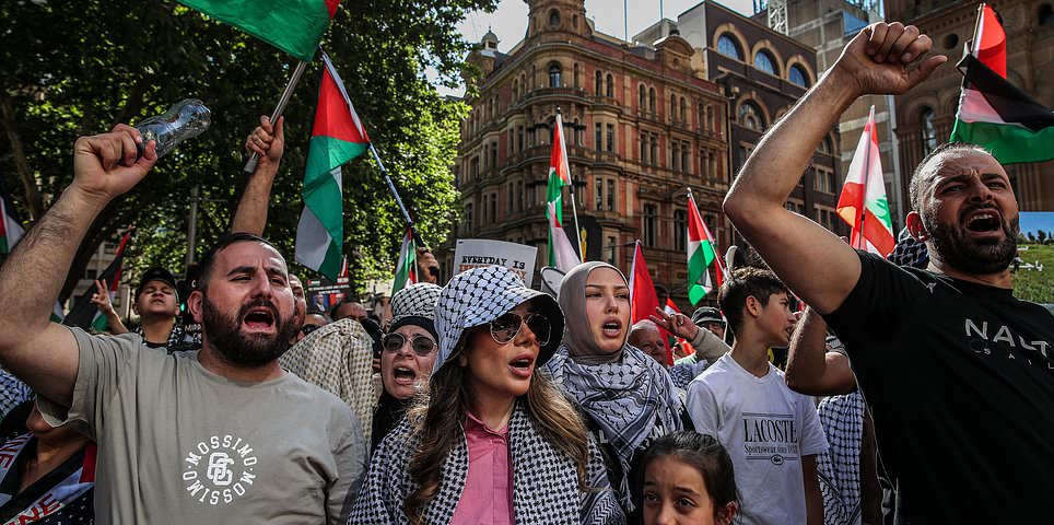 Pro-Palestine protests LIVE: Demonstrations to rock Sydney and Melbourne as activists mark October 7 anniversary